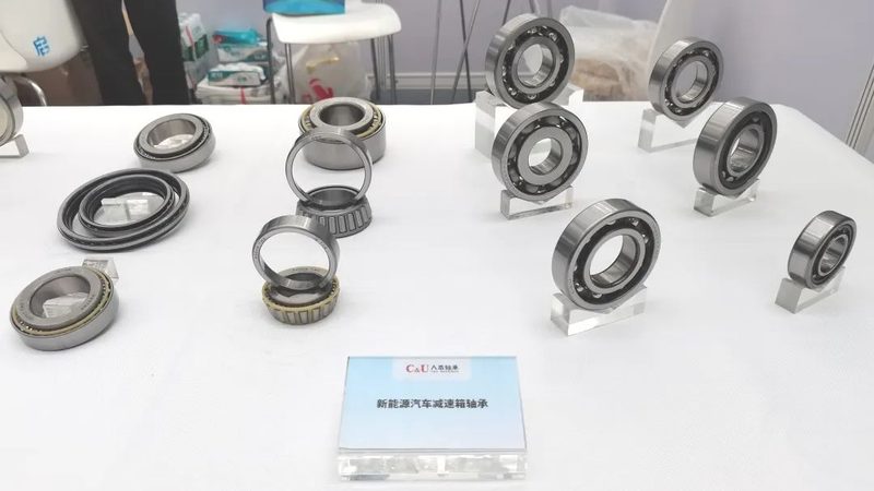 轴承座尺寸参数对照表：选购与选型的关键要素